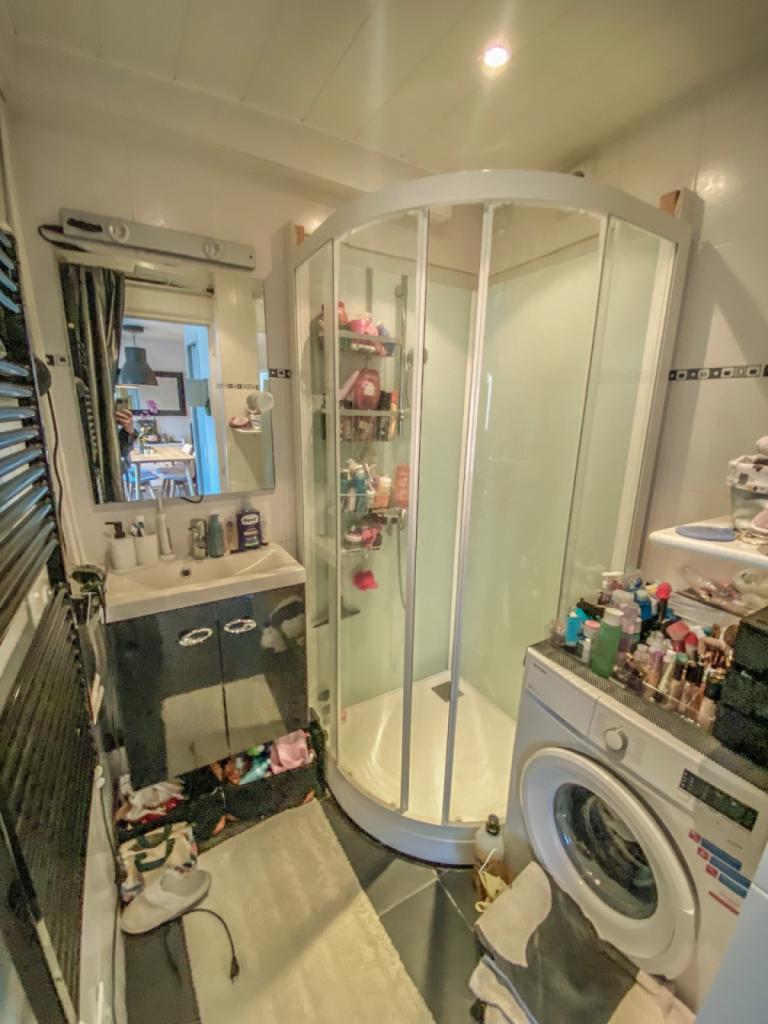 cabine de douche d'angle