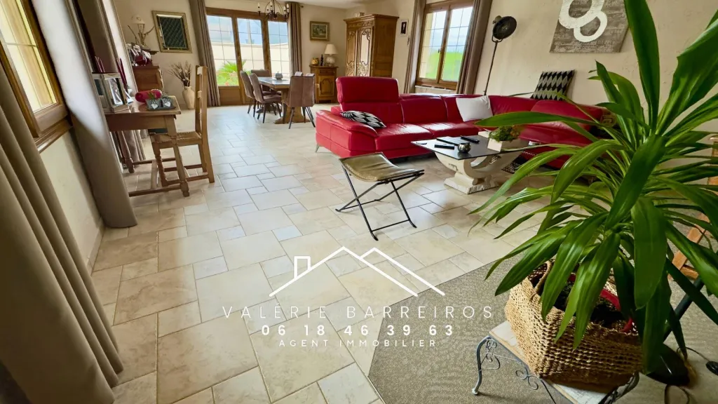 A acheter, maison de 170 m² sur un terrain de 623 m² sur la commune de ST PIERRE LES ELBEUF 76320