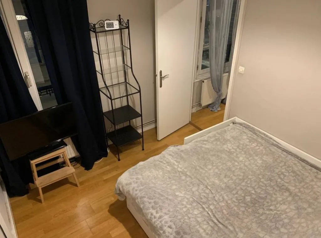 Situé au 1er étage