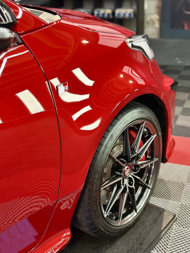 Toyota Yaris GR – Rénovation et traitement céramique à Lyon Ouest proche de Vourles 