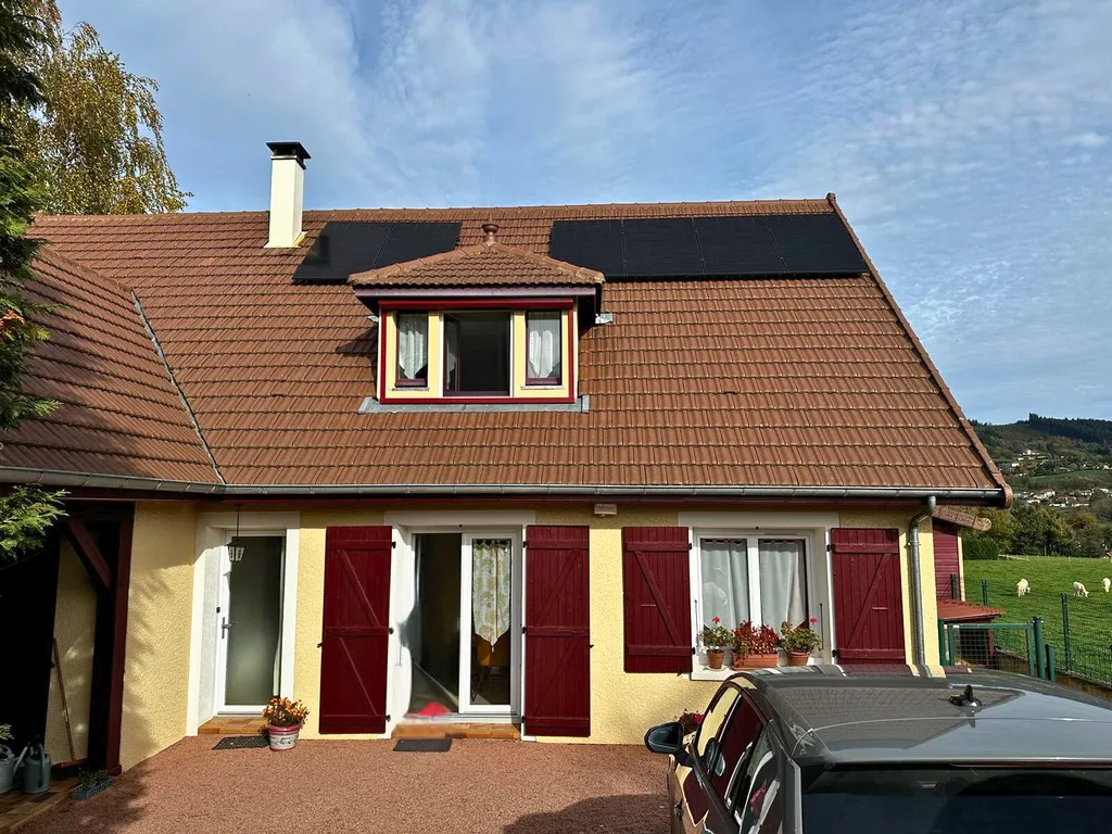 installation de panneaux solaire Dualsun 3kWc par 3 Baies à Charlieu près de Roanne dans la Loire