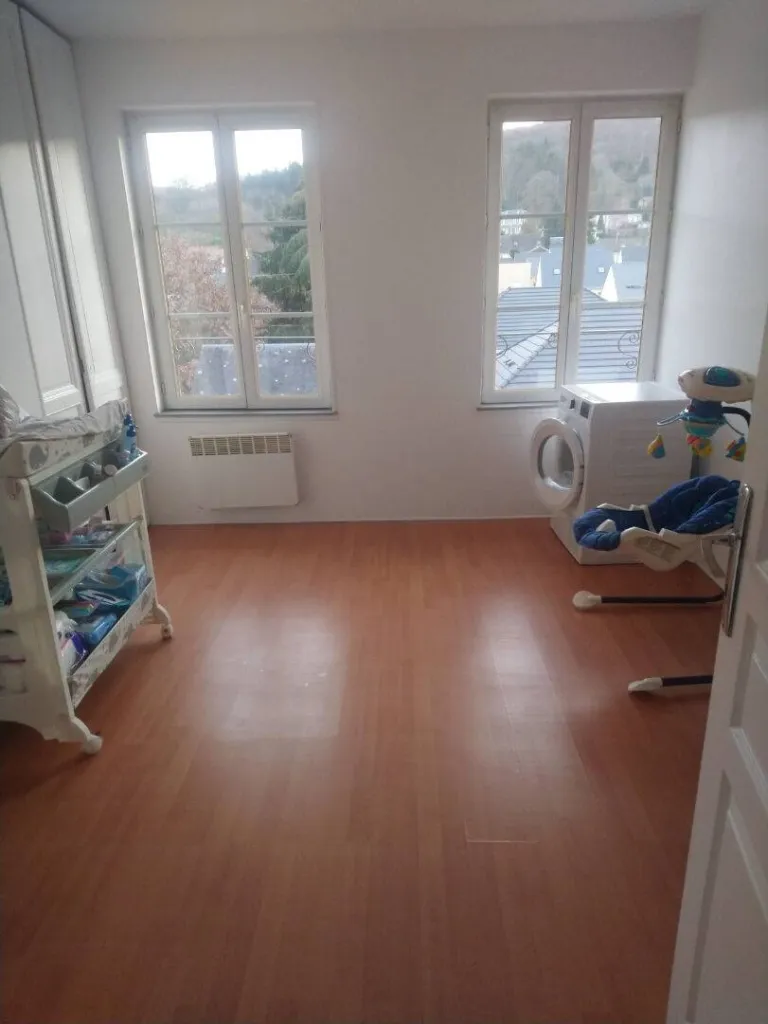 A vendre immeuble de 340 m² comprenant 7 lots sur la commune de caudebec les elbeuf 76320