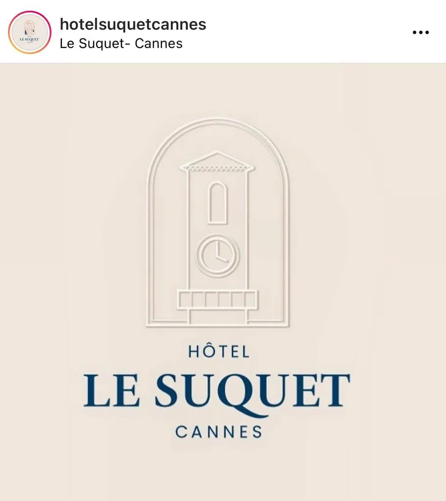 Réalisation : Hôtel Le Suquet à Cannes  Tout l’intérieur en Enduit minéral blanc TERRE DU MONDE, un enduit naturel et écologique.