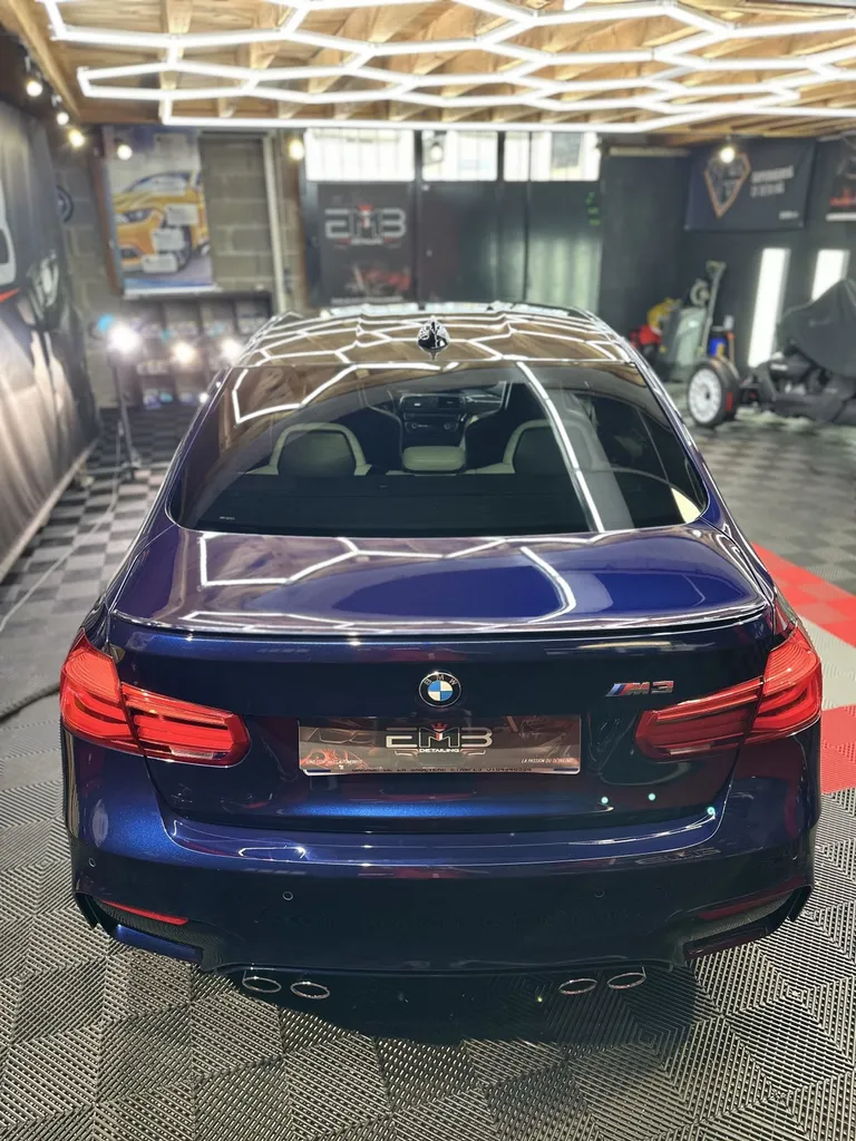 Detailing auto lyon traitement céramique carrosserie BMW M3