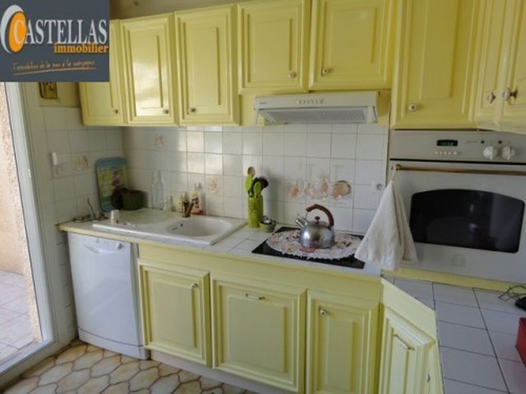 Vente maison Roquefort la bédoule Quartier calme sur 248m² avec garage et cellier