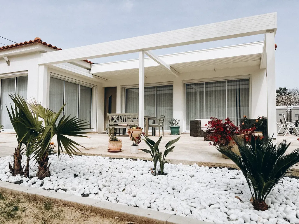 Vous avez un projet d'extension, de pergola, ou de carpor ? Inspirez-vous de nos installations.