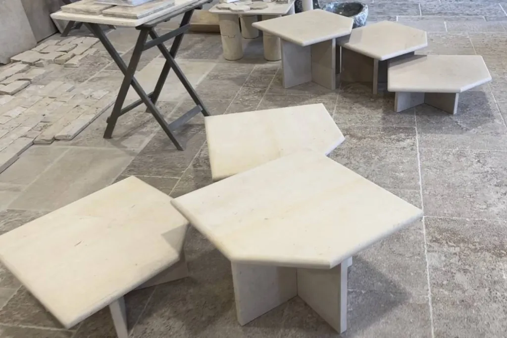 Pierre de Dordogne pour dallage, plan de travail, vasque, évier, escalier, margelle de piscine, margelle de bassin entre Bordeaux et Sarlat