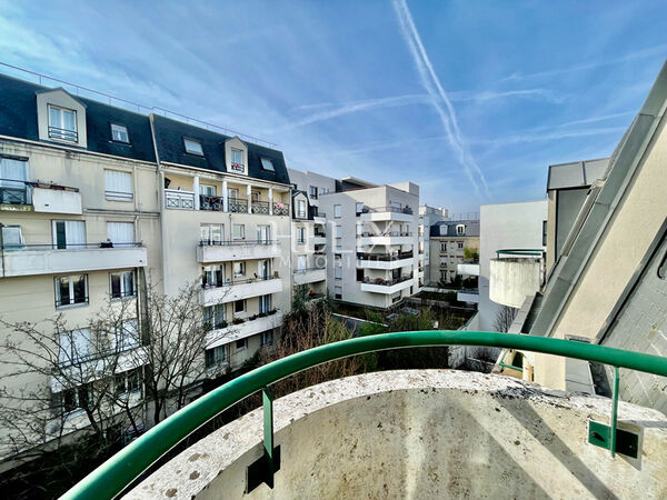 Studio Colombes 1 pièces 29 m2