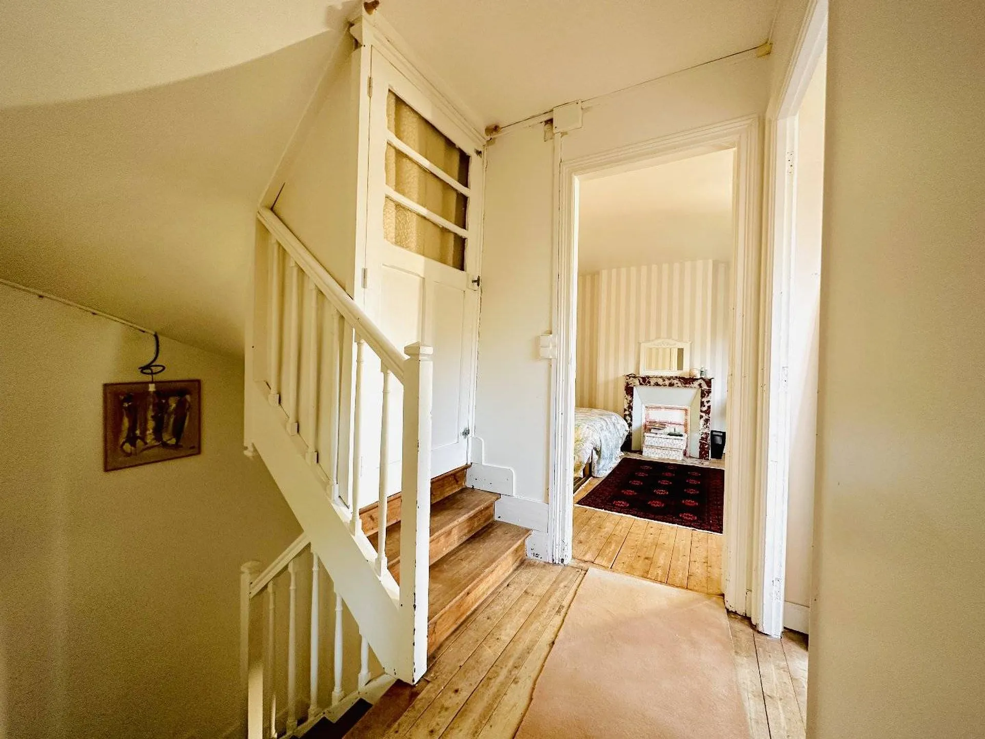 VENDU Propriété de caractère d'environ 200m² proche du centre-ville, et son terrain de 778m².