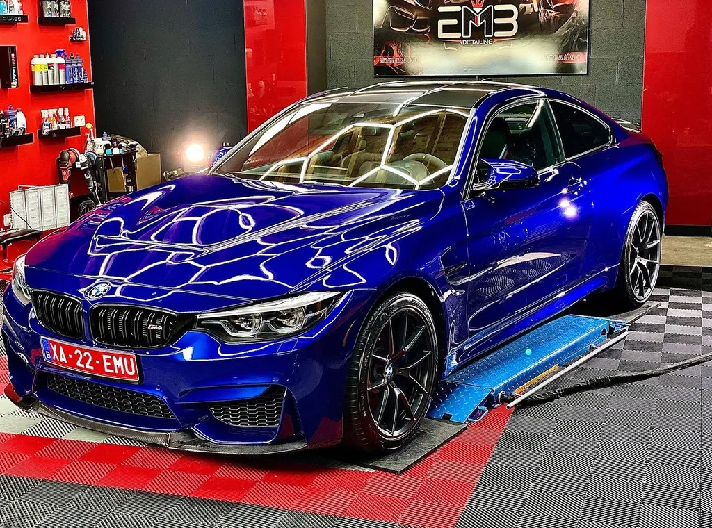 Meilleur traitement céramique pour BMW M4 CS à Limonest