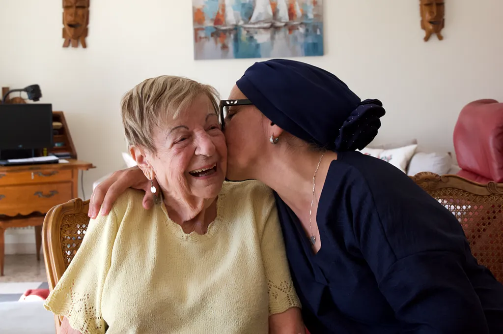 Entretien régulier du domicile à Rocbaron pour senior souhaitant continuer à vivre chez lui dans un logement propre et agréable