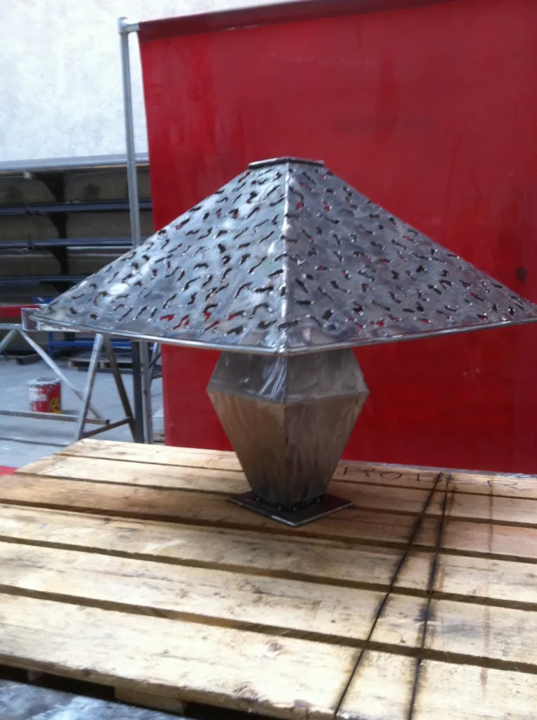 OBJET DE DECORATION EN FER FORGE REALISE SUR MESURE DANS LA REGION PACA