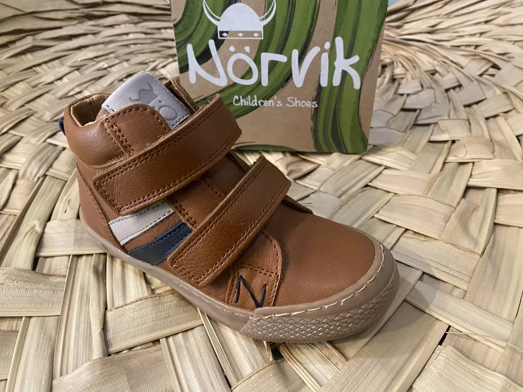 bottine garçons à velcro près de Coutras