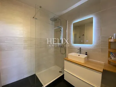 Le Pecq ? Centre : Appartement familial avec vue dégagée et belle luminosité