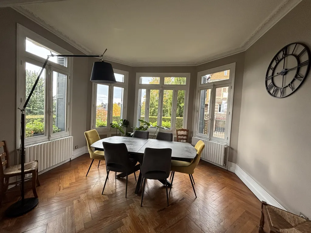 Habitez une maison de maître à Jouvenet