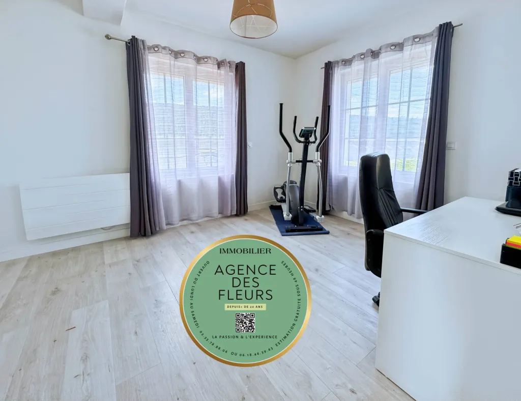 A vendre maison rénovée de 150 m² édifiée sur 880 m² de terrain sur la commune de FRENEUSE 76410
