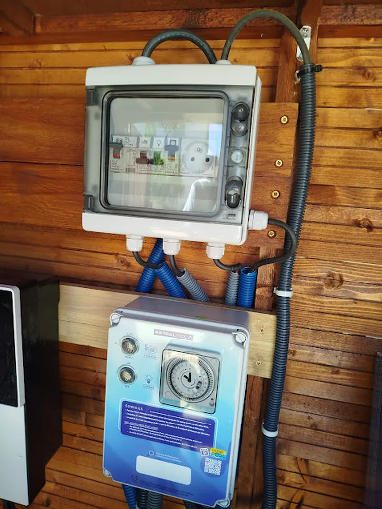 coffret piscine etanche par infiny elec à Montpelier