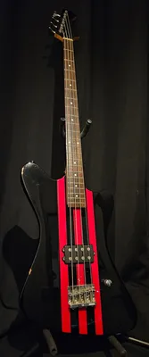 Basse électrique Burny Naoki à vendre chez Côté Guitare à Sète 