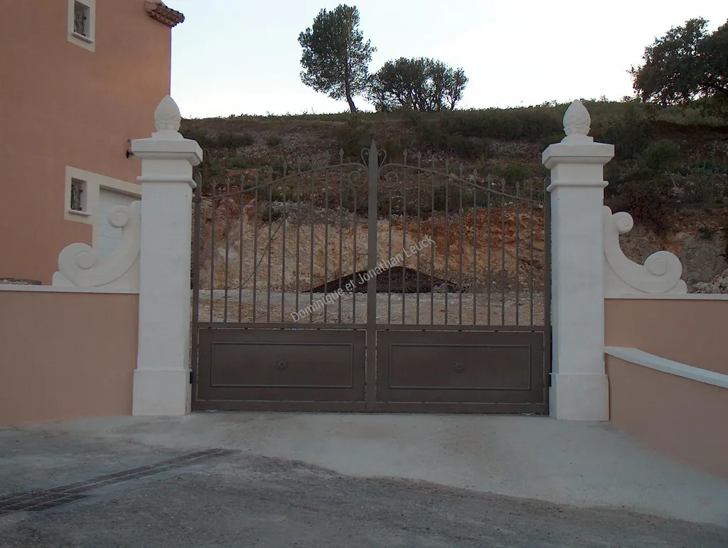 Piliers de portail en pierre