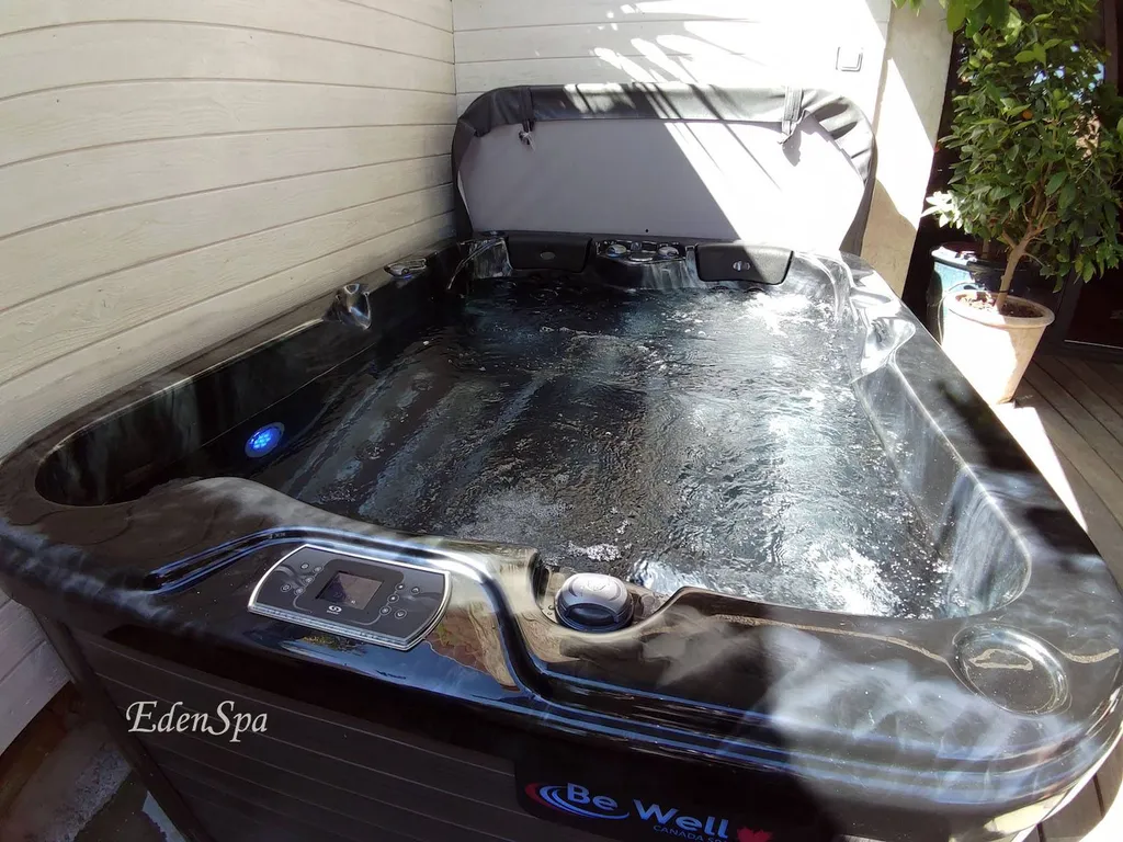 spa 3 places exterieur eguilles