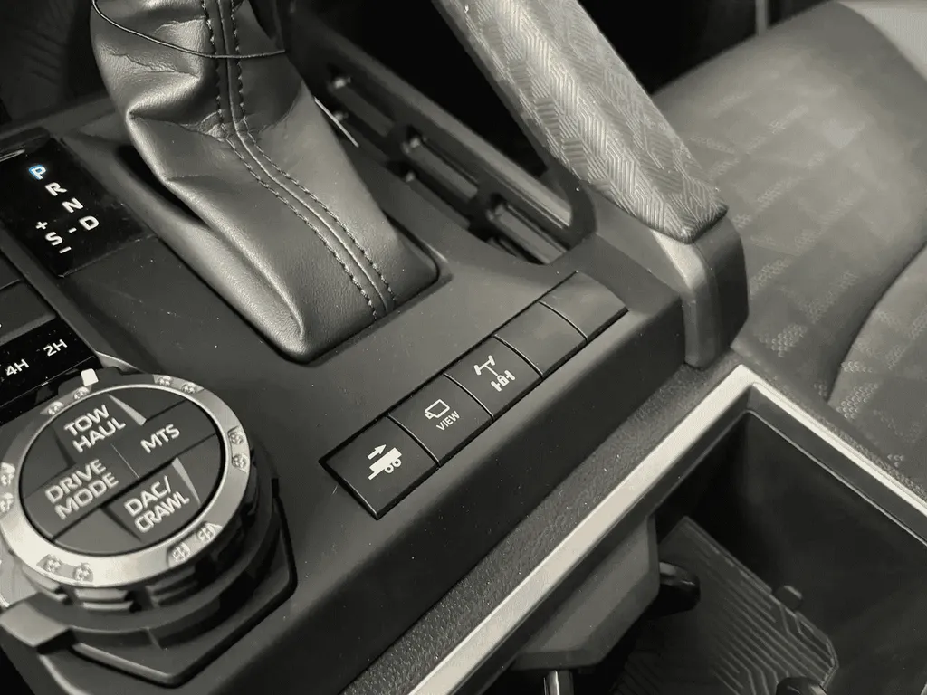 Sélecteur de modes de conduite tout-terrain du Toyota Tacoma Hybrid 2026