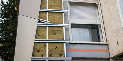 Isolation thermique et phonique extérieure maison contemporaine pour confort optimal, économies d’énergie et durabilité renforcée proche de Colmar