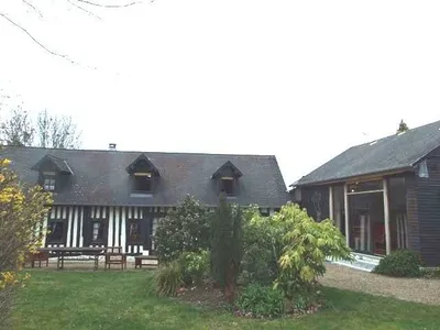 Vente maison à colombages et sa dépendance aménagée proche Cormeilles 27260