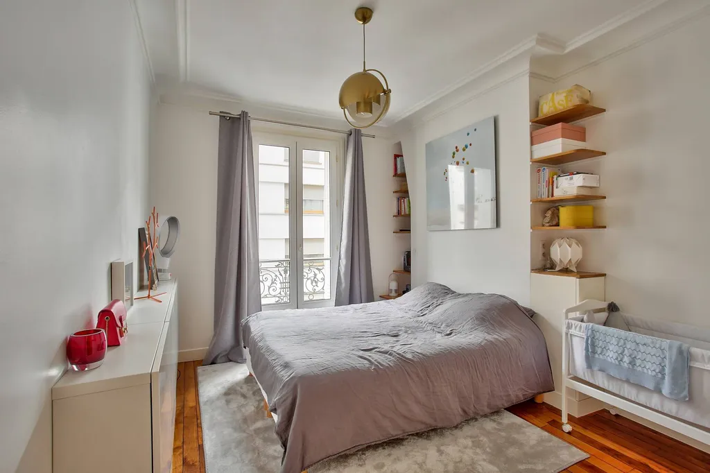 A vendre appartement avec double exposition à Paris 75018