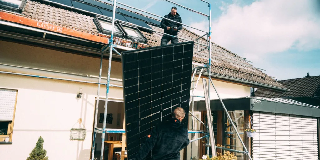 Installation panneaux solaires 3 kWc à Blaye : autoconsommation pour petits foyers, devis gratuit par artisan RGE Brice Energies