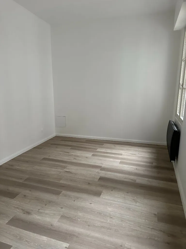 APPARTEMENT ROUEN - 3 pièces - 53 m2 - situé rue saint romain - 710€ charges comprises