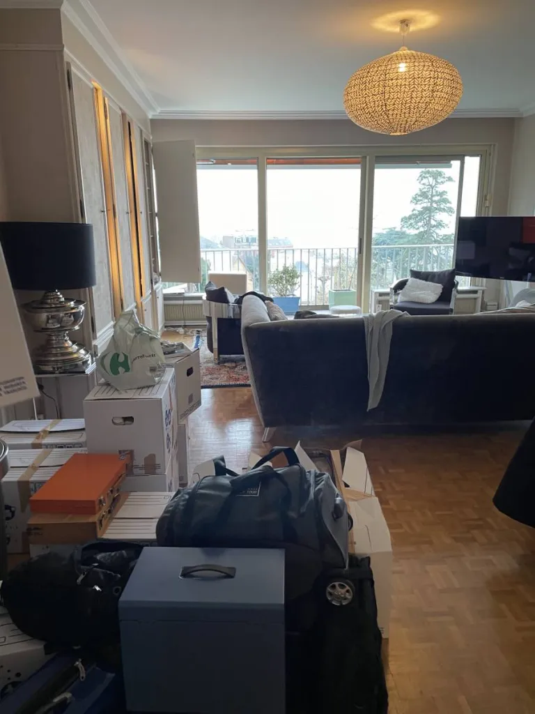 Salon prêt à être déménagé par les déménageurs OBEN à Le Havre