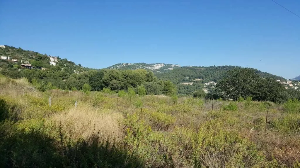 VENDU! Terrain 3000 m² à OLLIOULES (ML003)