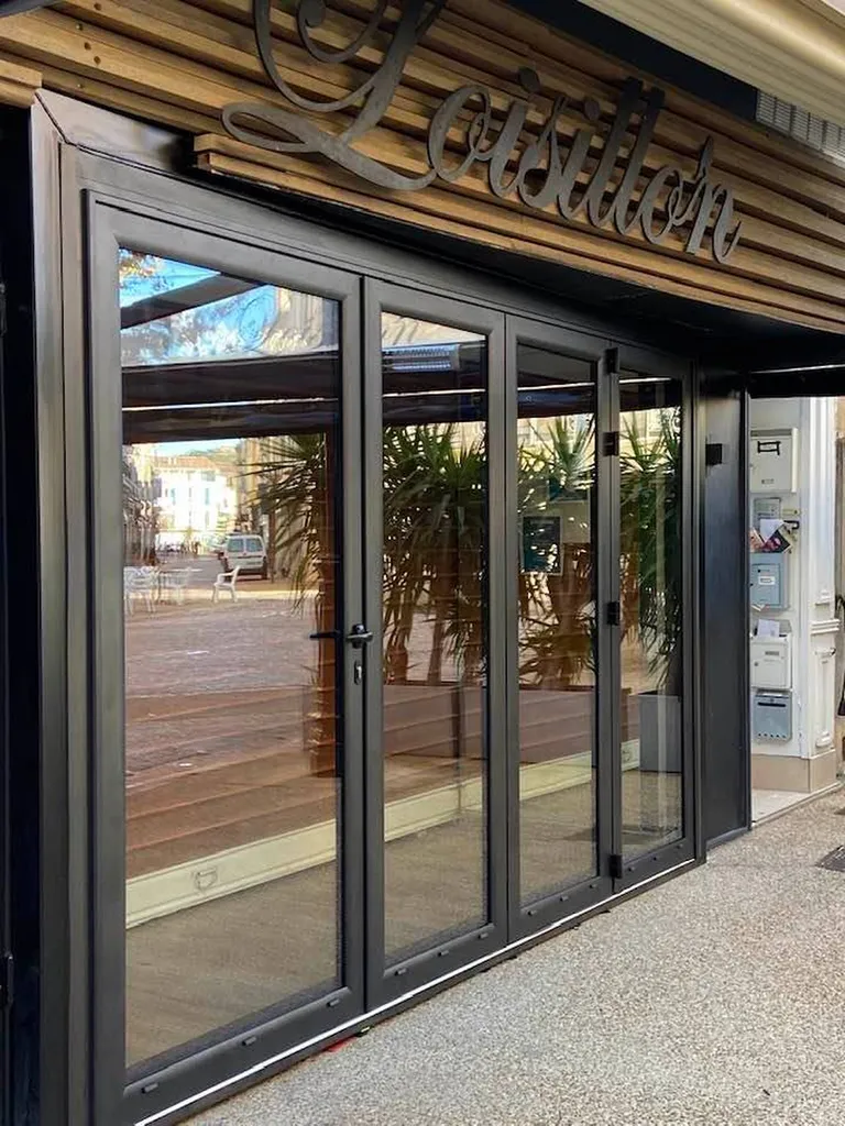 Pose porte vitrée à l'oisillon Martigues 