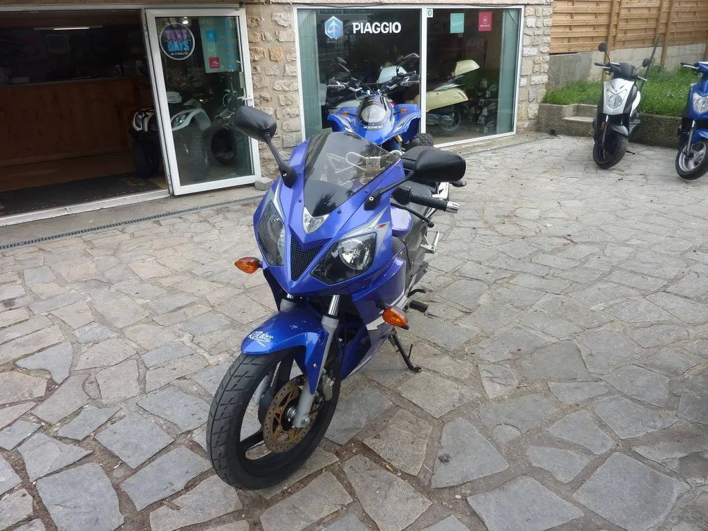DAELIM ROADSPORT 125 CM3