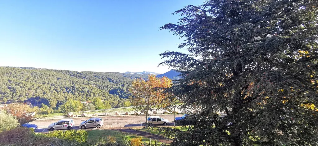 Cassis vente appartement T3