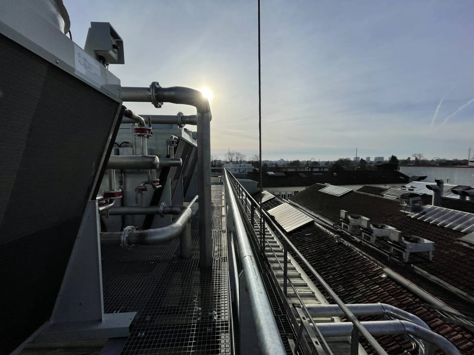 Cheminement du réseau inox en toiture