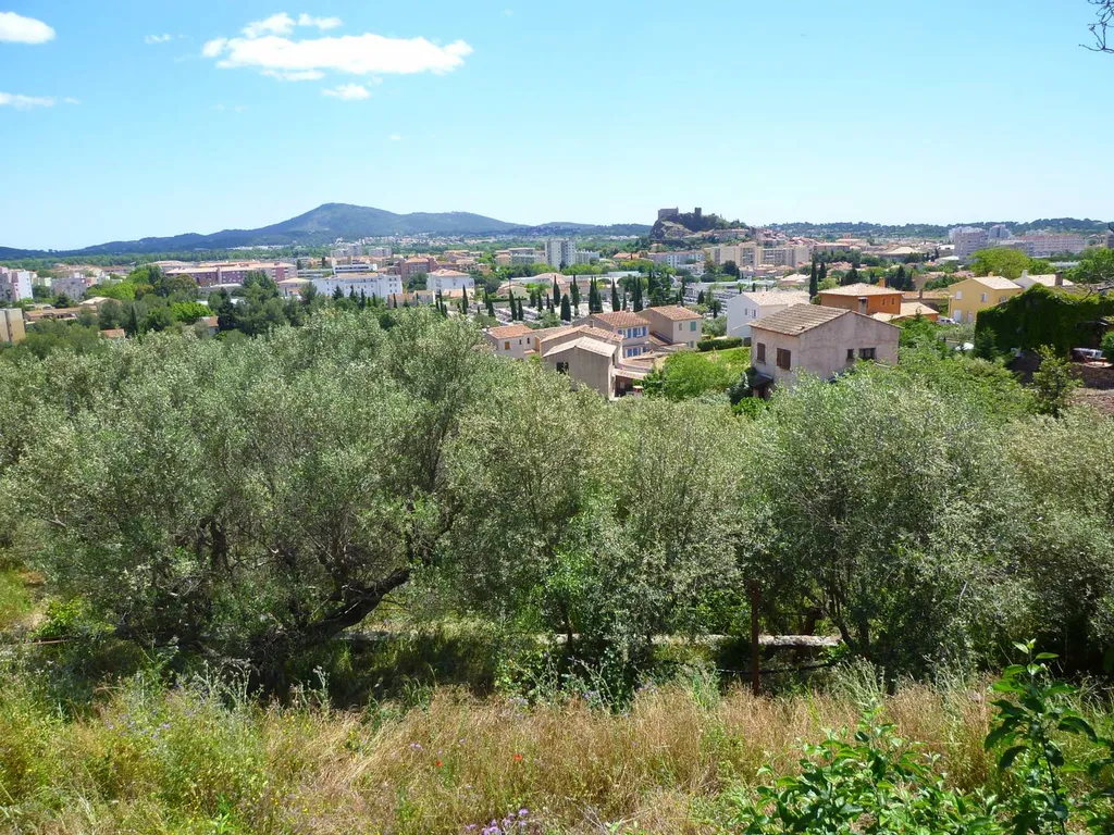 VENDU! Terrain de 724 m² à LA GARDE (FT107)