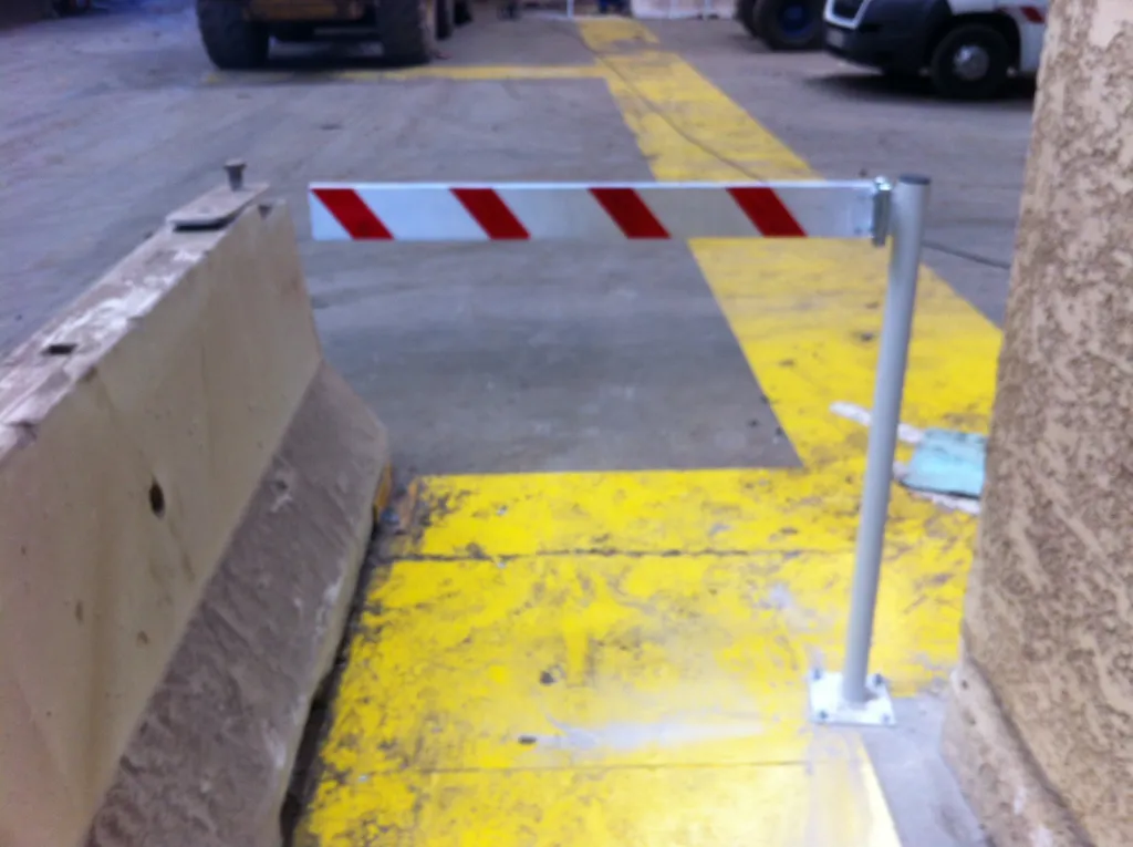 BARRIERES METALLIQUES 13