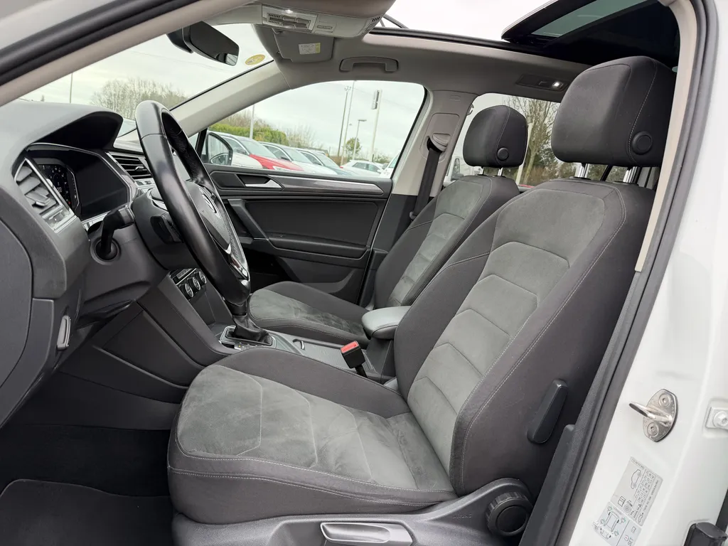 Volkswagen Tiguan Allspace occasion R-Line proche Le Havre : SUV 7 places diesel boîte automatique disponible chez Caudebec Automobiles