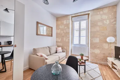 Rénovation complète studio investissement locatif Bordeaux 