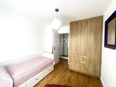 Magnifique appartement traversant 3 chambres, 3 balcons, box, vue sur le parc du Château de Saint-Germain-en-Laye