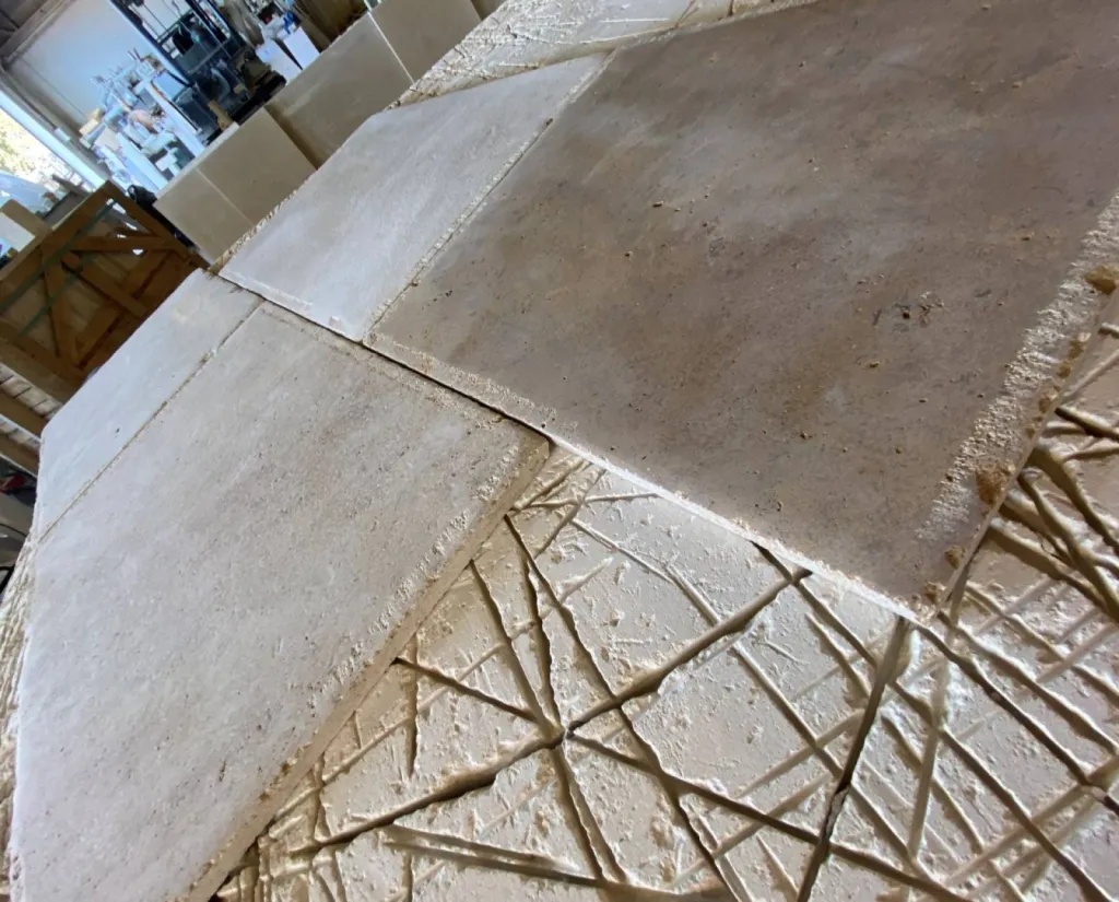 Dallage ancien en pierre naturelle NIMES