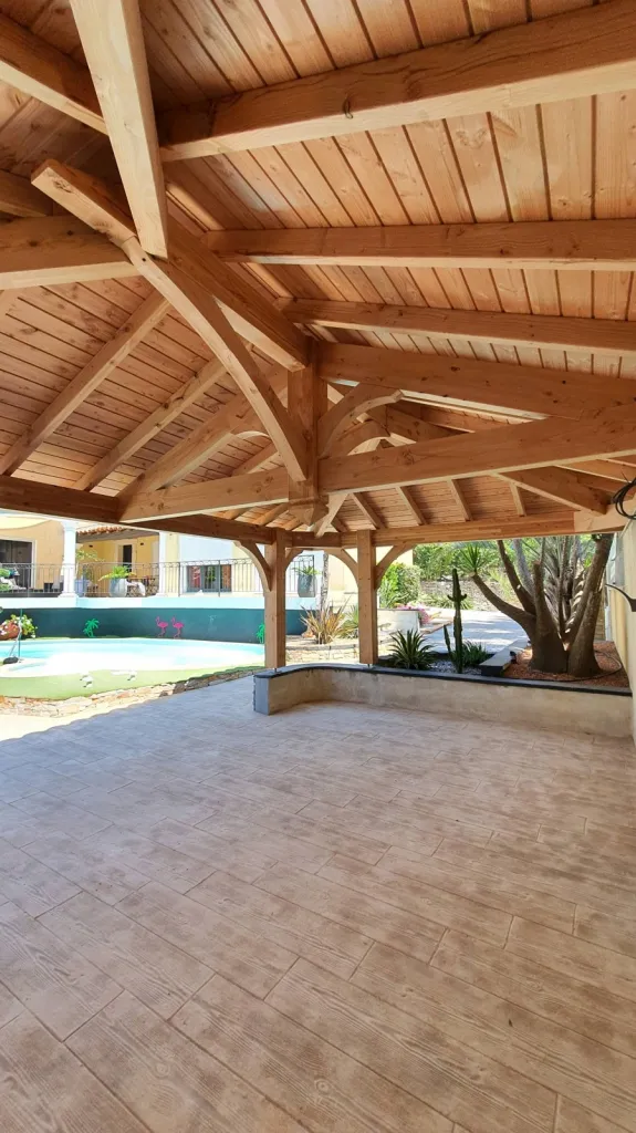 Pool house EN BOIS TOULON VAR 83