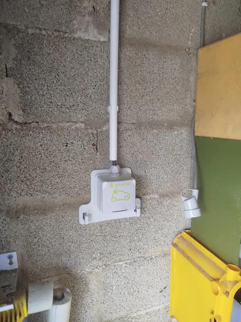 Prise renforcée Legrand Green Up par infiny elec à Clapiers