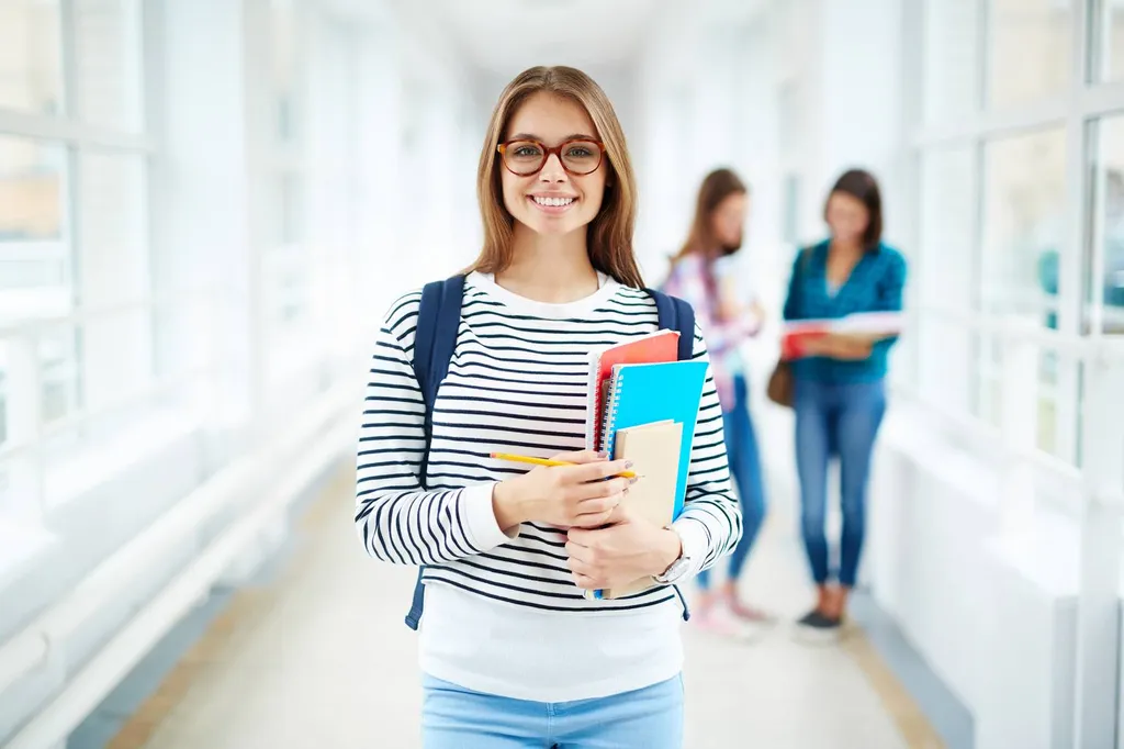 Trouver un stage de vacances pour un élève de lycée proche de Gainneville 76