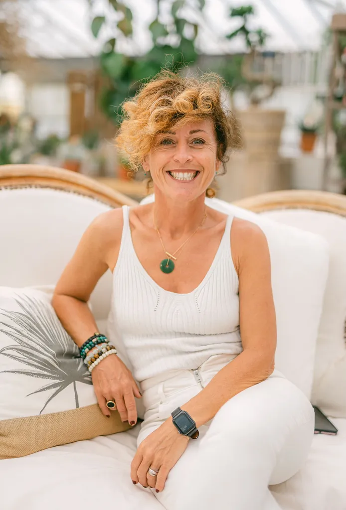 wedding designer and floral arrangement, chuppah, touloun, french riviera