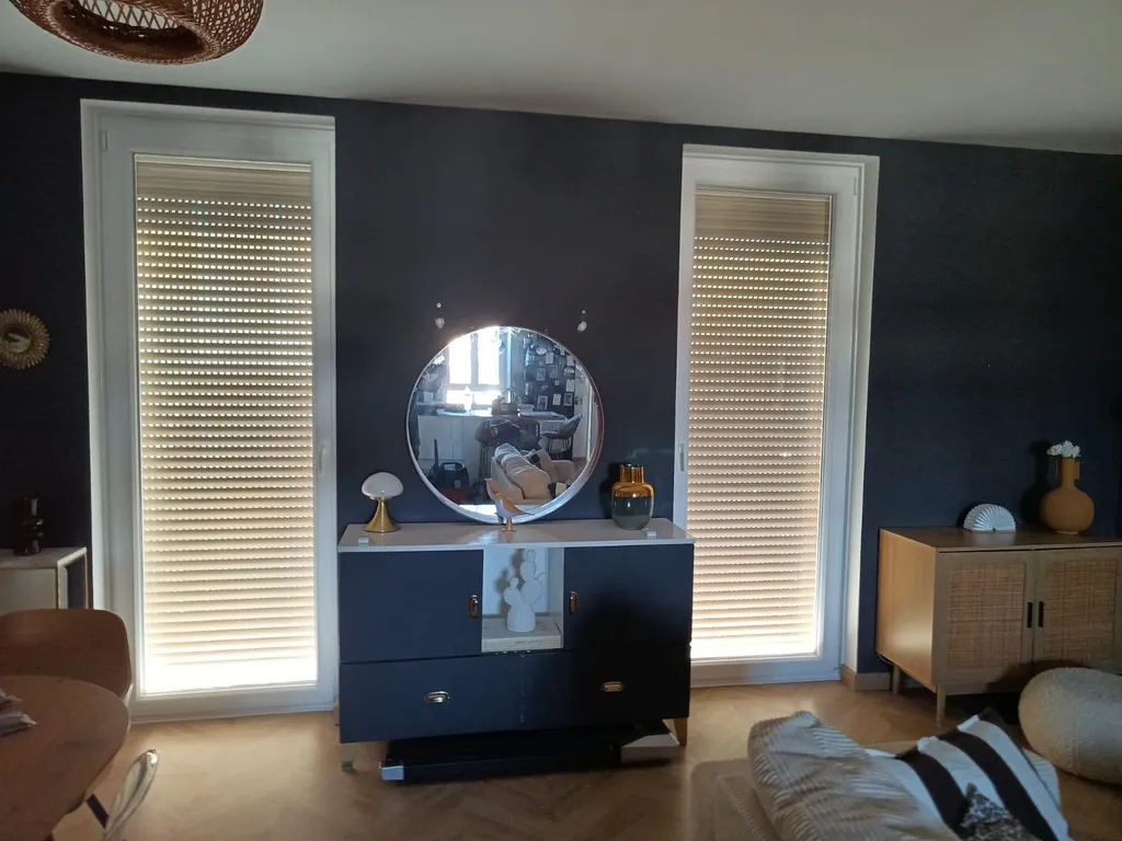 Pose de menuiseries en PVC Premium Energy, portes-fenêtres oscillo-battantes 1 vantail, en double vitrage, isolation thermique à Dijon
