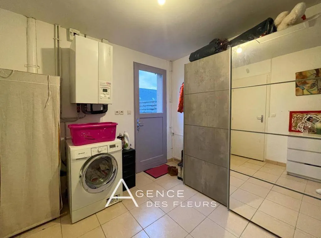 proche des commodités 76800