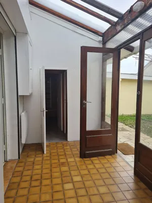 A vendre maison à renover proche commerces et Tram à BRUGES LE BOUSCAT