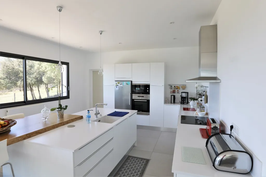 Saumane-de-Vaucluse, maison contemporaine avec magnifique vue   